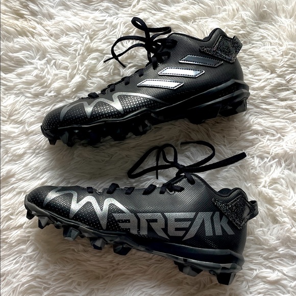 Adidas Men’s Freak Spark MD Football Cleats - Picture 1 of 11